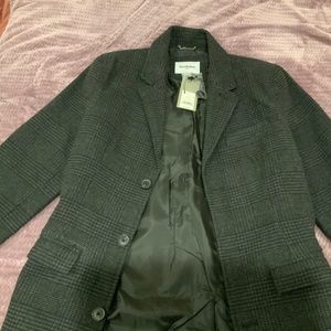 Men’s Wool + polyester coat. Size small.  NWT blue